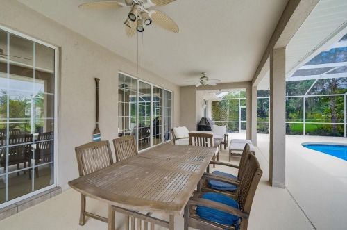 424 Rossetti Dr, Nokomis FL  34275-3541 exterior