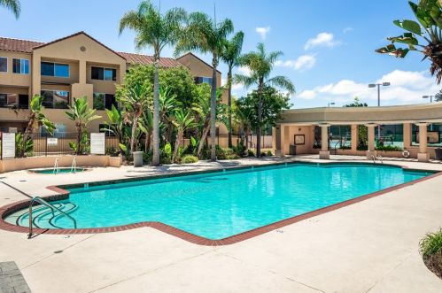 3975 Nobel Dr, San Diego, CA 92122-5743