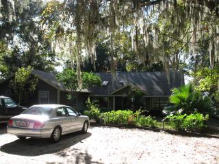 11208 220th Ter, Cross Creek, FL 32640-7758