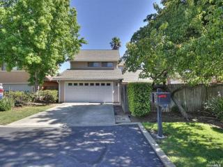 449 Sage Ct, Benicia, CA 94510-1450