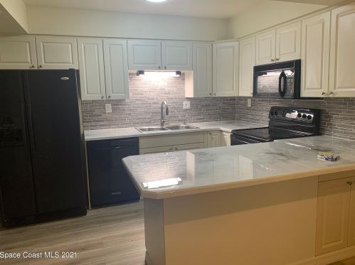 1840 Park Ave, Titusville FL  32780-3333 exterior