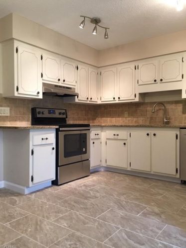 761 Palm View Dr, Naples FL  34110-1207 exterior