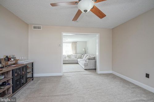 146 Meetinghouse Ln, Southampton NJ  08088-9417 exterior