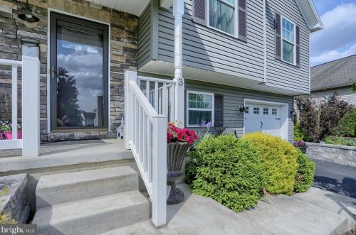 3 Cheltenham Ln, Carlisle, PA 17013-4810