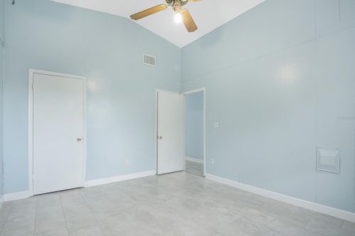 18310 Belvedere Rd, Orlando FL  32820-2319 exterior
