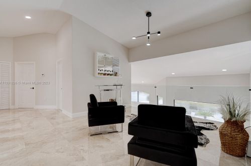 3586 143rd Ave, Hollywood FL  33027-4704 exterior