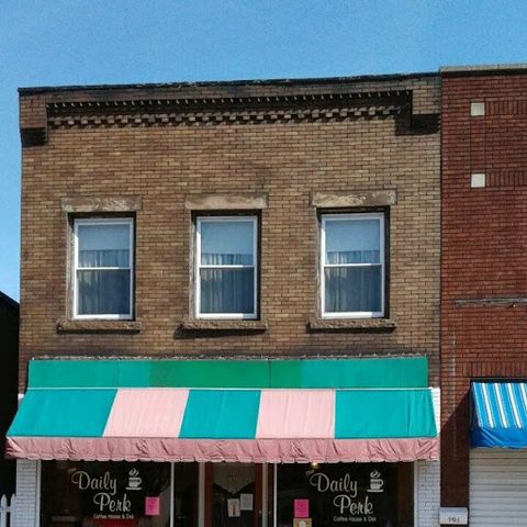 910 Main St, Follansbee WV  26037-1450 exterior