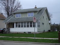 233 Kaukauna St, Menasha, WI 54952-3021