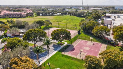 2018 Alta Meadows Ln, Delray Beach FL  33444-1113 exterior