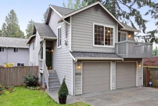 14510 12 Ave, Seattle WA  98155-7109 exterior