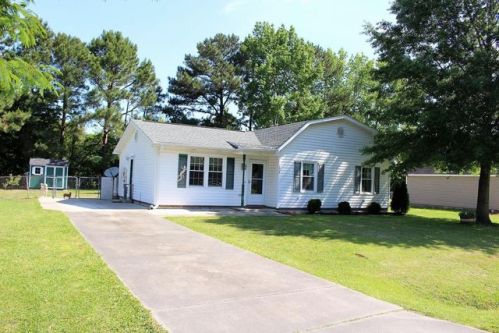 121 Pirates Ln, Havelock, NC 28532-1760
