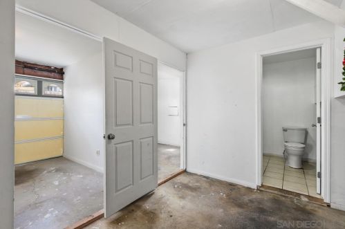 8005 Morocco Dr, La Mesa CA  91942-2107 exterior