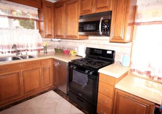 5709 Everett Ave, Bell, CA 90270-2519