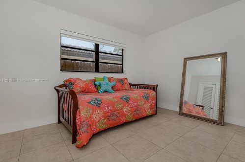 3220 37th St, Hollywood FL  33021-2636 exterior