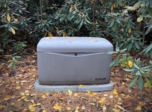 138 Park Dr, Springfield MA  01106-1261 exterior