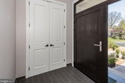132 Valley Rd, Princeton NJ  08540-3443 exterior