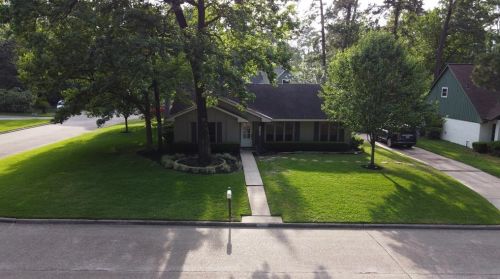 3527 Plum Valley Dr, Humble, TX 77339-1729