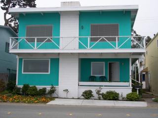 815 Ocean View Blvd, Del Monte Park CA  93950-2229 exterior