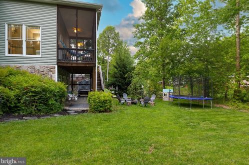 100 Confederate Cir, Locust Grove VA  22508-5735 exterior
