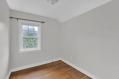 205 Woodland Ave, Glenshaw PA  15116-2010 exterior