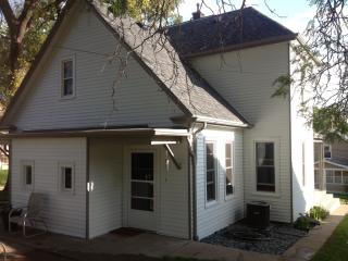 1867 Grace St, Dubuque IA  52001-6040 exterior