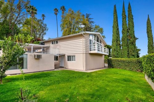 4429 Petit Ave, Van Nuys CA  91436-3211 exterior