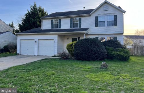 81 Violette Dr, New Castle, DE 19720-8607