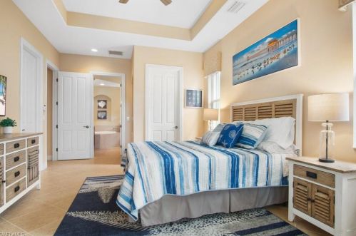 6501 Caldecott Dr, Naples FL  34113-3196 exterior