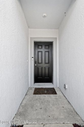 6055 Adele St, Cocoa, FL 32927-8813