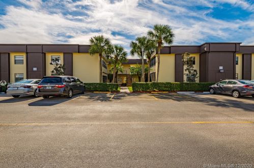 205 Capri, Delray Beach, FL 33484-5122