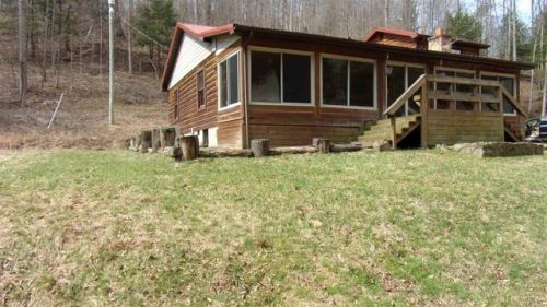 1682 San Branch Rd, Louisa KY  41230-9139 exterior