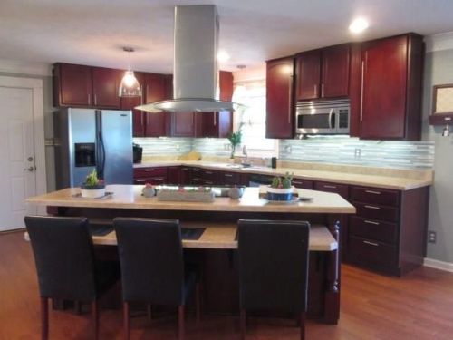 2667 Country Club Dr, Madisonville, KY 42431-3875