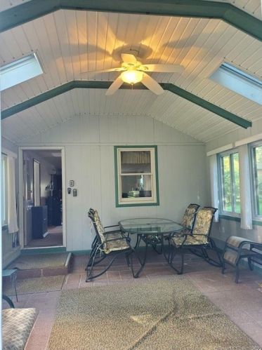 116 Pollys Ln, Uncasville CT  06382-1441 exterior