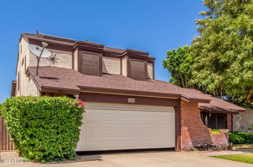 5444 Riviera Dr, Glendale AZ  85304-2726 exterior