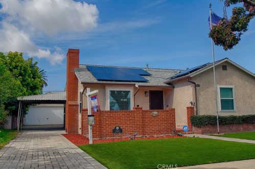 2561 Oregon Ave, Long Beach CA  90806-2826 exterior