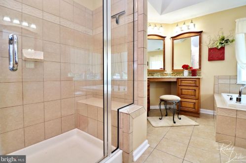 320 Stephen Ct, Charles Town WV  25414-4126 exterior