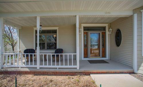 1351 Graceland Ter, Green Bay, WI 54313-7574