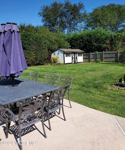 762 Adelphia Rd, East Freehold NJ 07728-8823 exterior