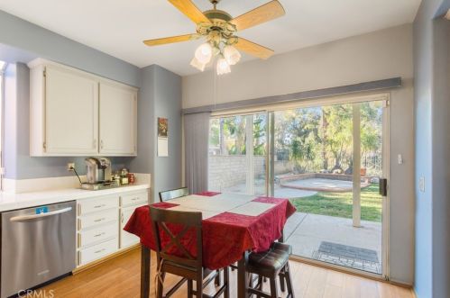 43115 Corte Fresca, Temecula CA  92592-3070 exterior