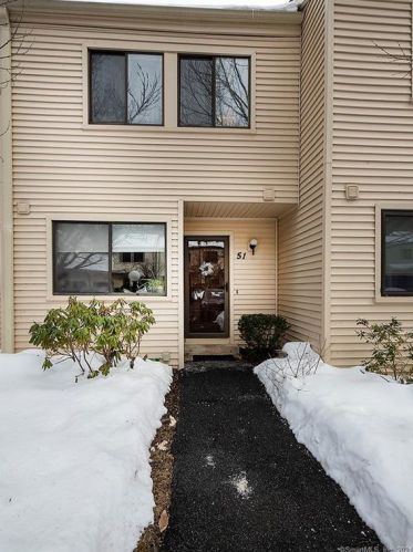 51 Deer Run, Bethel, CT 06801-1443