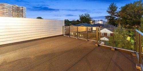 255 Wayne Ave, Cliffside Park NJ  07010-2608 exterior