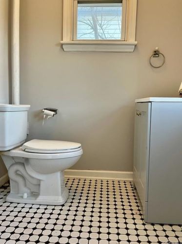 19 Myrtle Ave, Middletown NY  10940-4122 exterior