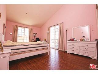 333 Manhattan Pl, Los Angeles CA  90020-4080 exterior