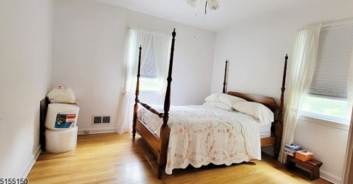 11 Mary Ln, Fanwood NJ  07023-1008 exterior