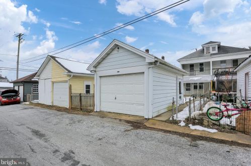 19 Granger St, Hanover PA  17331-3322 exterior