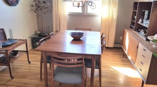 135 Iceland Dr, Huntington Station, NY 11746-4231