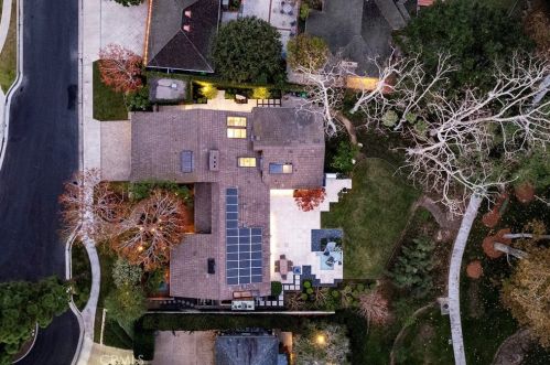24 Pinehurst Ln, Newport Beach, CA 92660-5229