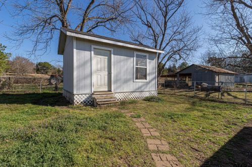 3595 Fm 49, West Mineola TX  75773-3871 exterior