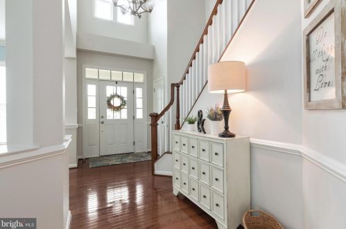 14336 Northbrook Ln, Gainesville, VA 20155-3897