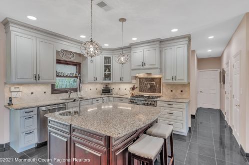 142 Serpentine Dr, Morganville NJ  07751-1400 exterior